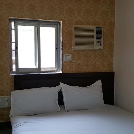 Hotel Al Mehraj مومباي المظهر الخارجي الصورة