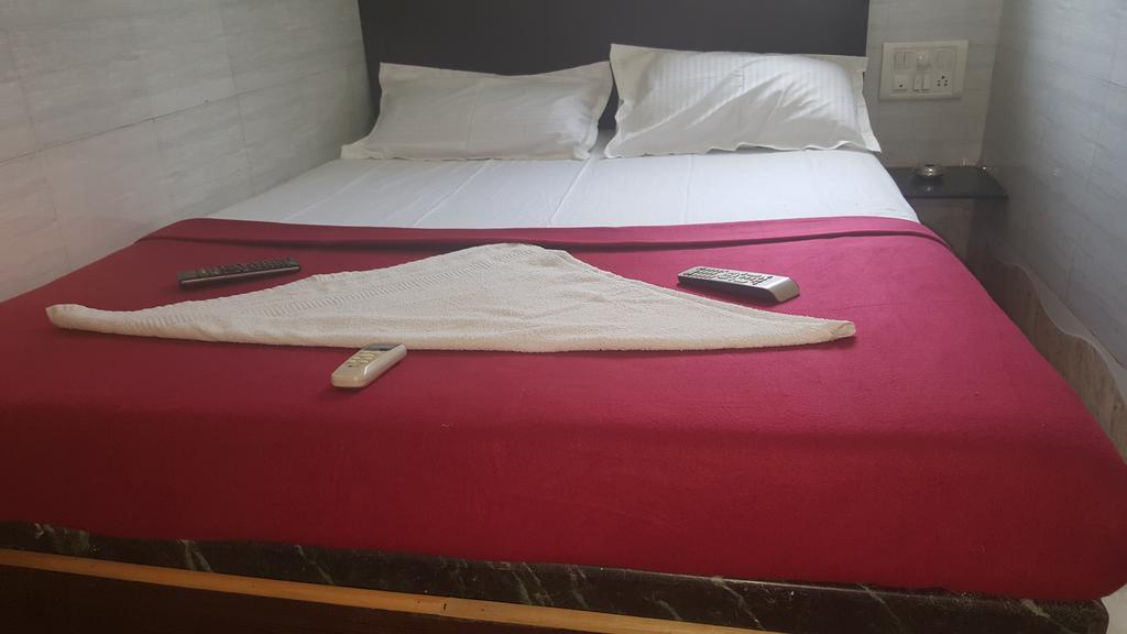 Hotel Al Mehraj مومباي المظهر الخارجي الصورة